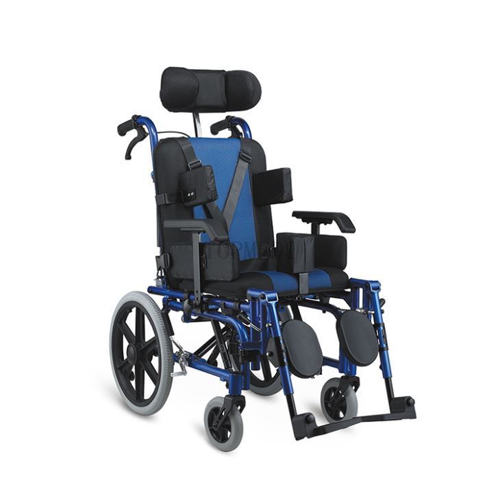 Tiny Wheels, Giant Leaps: Jak inovativn&iacute; invalidn&iacute; voz&iacute;ky posiluj&iacute; děti s probl&eacute;my v oblasti mobility