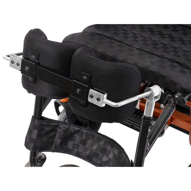 Adjustable Modern Lightweight Electric Wheelchair na May Ce
