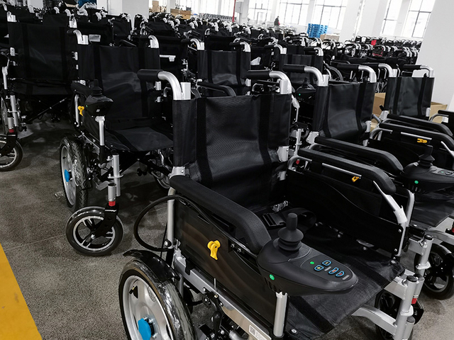 fabriek van gemotoriseerde elektriese rolstoel